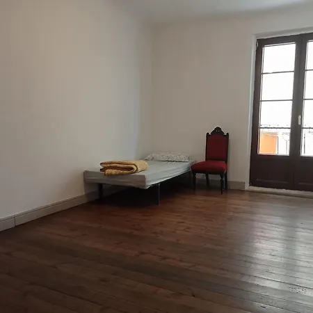 De Peregrinos Casa Nostra