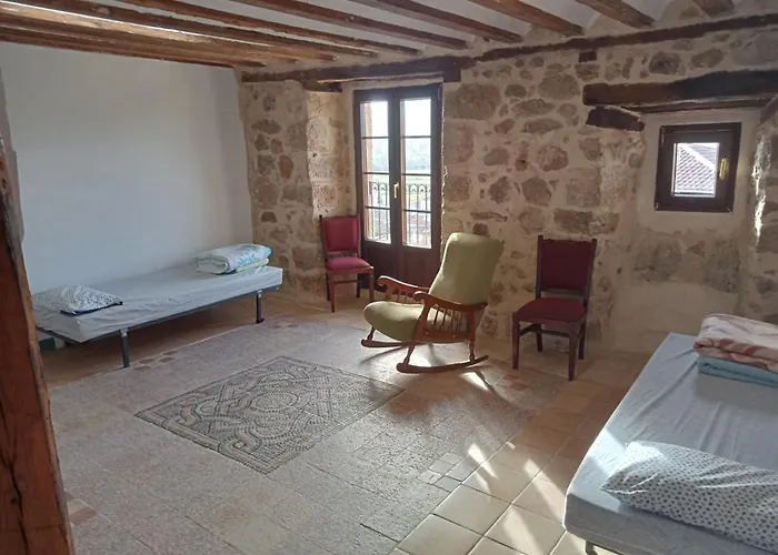 Albergue De Peregrinos Casa Nostra Castrojeriz